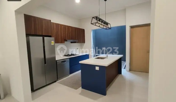 Di Jual Rumah Skandinavia 2 Lantai Lokasi Strategis di Pondok Bambu, Jakarta Timur) 2