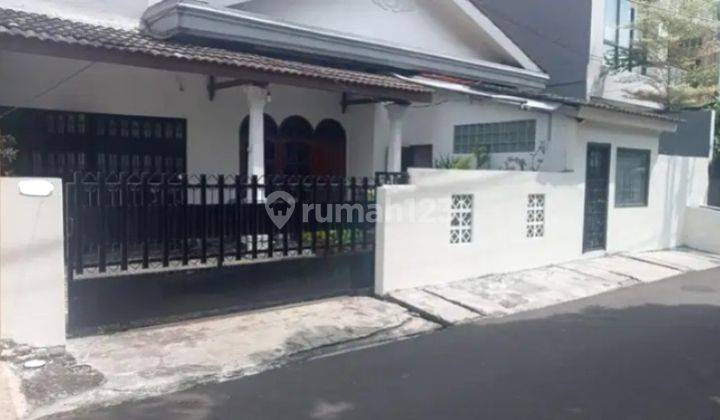 Di Sewakan Rumah Nyaman 2 Lantai di Tanah Kusir, Jakarta Selatan 1