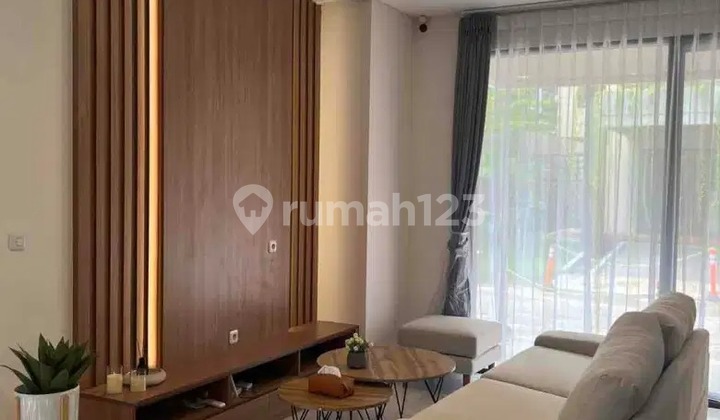 Di Sewakan Rumah Baru 3 Lantai di Cluster M Terrace 2, Kebayoran Lama, Jakarta Selatan 2