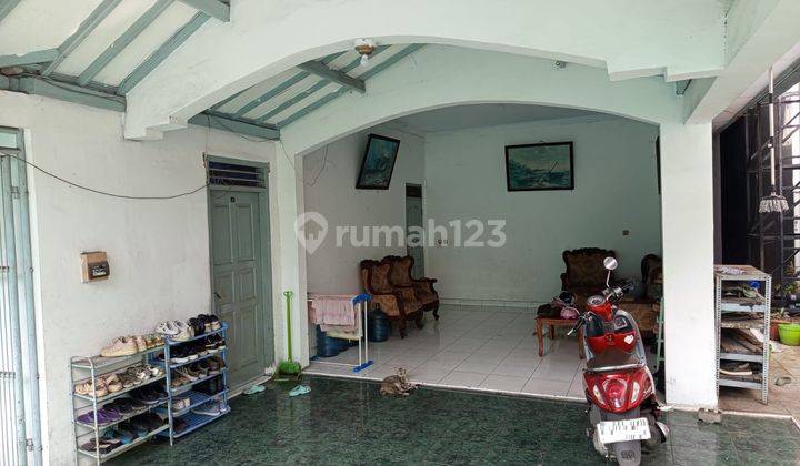 Di Jual Rumah 2 Lantai Lokasi Strategis di Jelambar Baru, Jakarta Barat 2