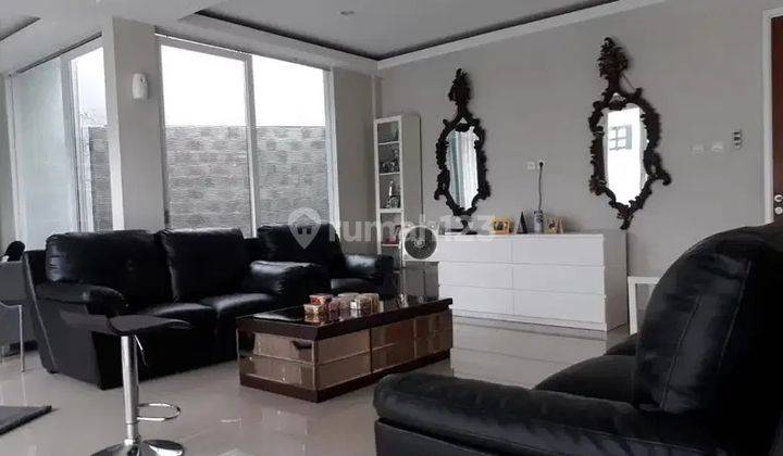 Di Jual Rumah 3 Lantai Dalam Komplek Taman Meruya Ilir, Jakarta Barat  2