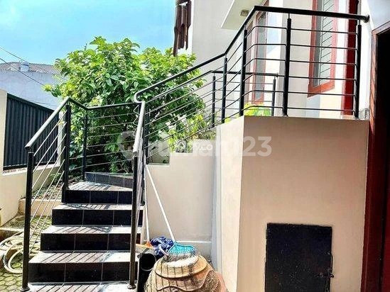 For Rent: 3-Story House in Taman Aries Complex, Kembangan, West Jakarta 2