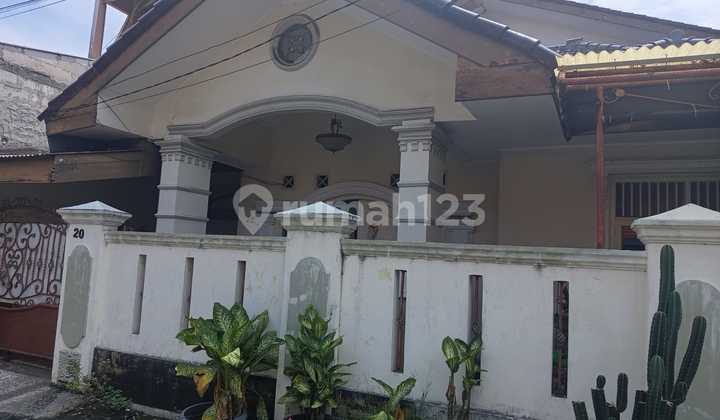For Sale 2-Story House in a Strategic Location in Koja, North Jakarta