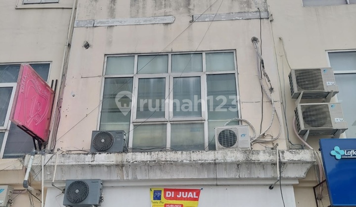 Dijual Rukan 3,5 lantai di dalam komplek rukan crown palace,soepomo,tebet,Jaksel Dijual Rukan 3,5 lantai di dalam komplek rukan crown palace,soepomo,tebet,Jaksel