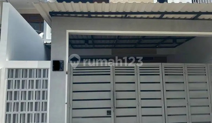 Di Jual Rumah Baru 2 Lantai Dalam Komplek di Penggilingan, Jakarta Timur
