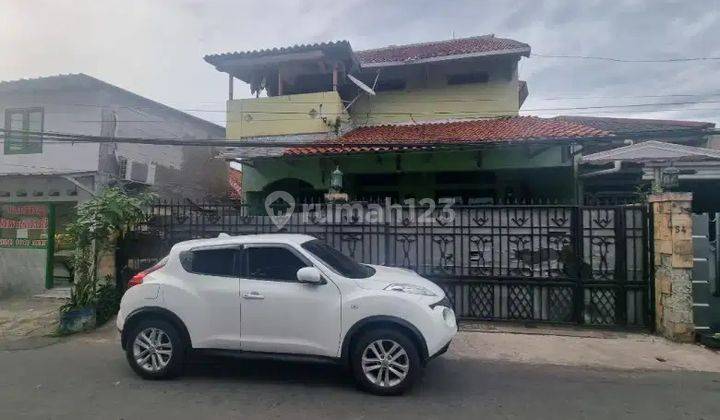 Di Jual Rumah 2 Lantai Lokasi Strategis di Matraman, Jakarta Timur 1