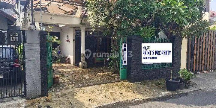 Di Jual Rumah 2 Lantai Lokasi Strategis di Kebon Jeruk, Jakarta Barat 1