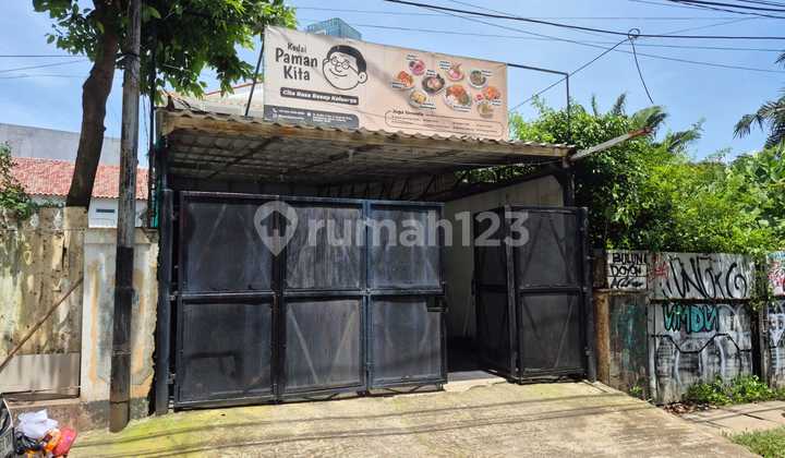 Disewakan Rukan 2 lantai di Jl. Radio, Kebayoran Baru,Jaksel 