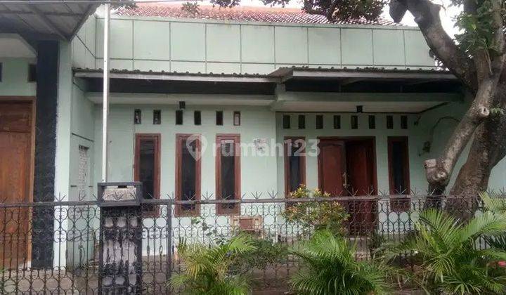 Di Jual Rumah 2 Lt Strategis di Cipulir, Kebayoran Lama, Jakarta Selatan 2