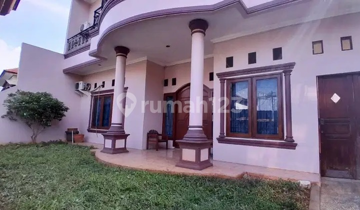 For Sale Large 2-Story House Strategically Located in Matraman, East Jakarta 2