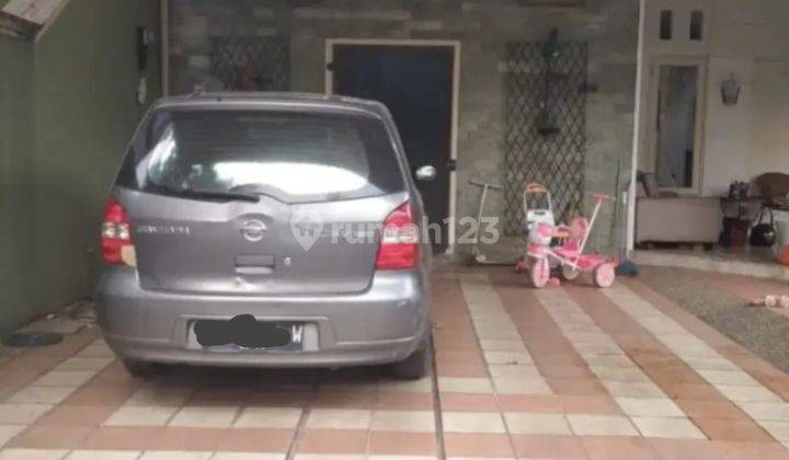 Di Jual Rumah 2 Lantai Lokasi Strategis di Duren Sawit , Jakarta Timur 2