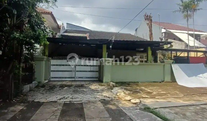 Di Jual Rumah 2 Lantai Lokasi Strategis di Duren Sawit, Jakarta Timur Di Jual Rumah 2 Lantai Lokasi Strategis di Duren Sawit, Jakarta Timur