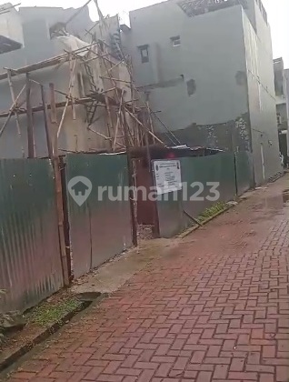 For Sale: Plot of Land within a Cluster in Warung Sila, Jagakarsa, South Jakarta