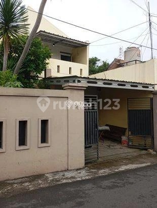 Di Sewakan Rumah 2 Lantai Lokasi Strategis di Cilandak Barat, Jakarta Selatan Di Sewakan Rumah 2 Lantai Lokasi Strategis di Cilandak Barat, Jakarta Selatan