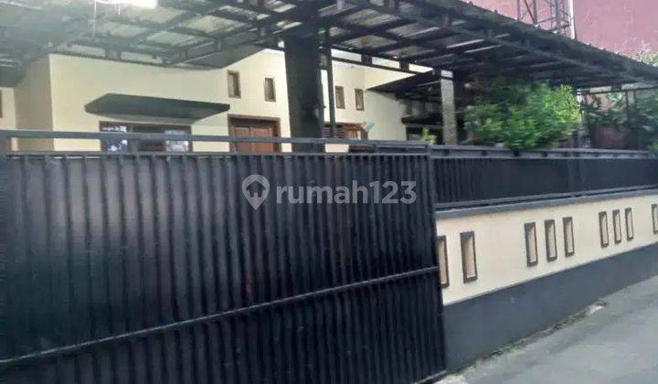 Di Jual Rumah 2 Lt Lokasi Strategis di Jl Remaja, Pasar Rebo, Jakarta Timur 1