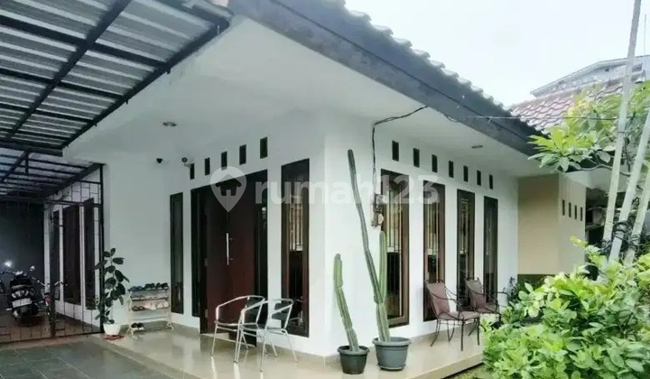 For Sale: Charming 1-Story House in a Complex on Jl Keuangan, Cilandak, South Jakarta