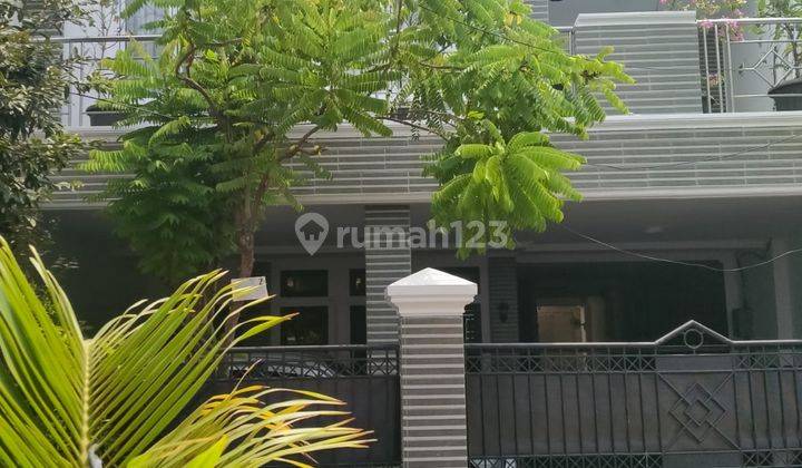 Di Jual Rumah Cantik 2 Lantai Strategis di Johar Baru, Jakarta Pusat 1