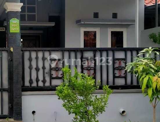 Rumah Cluster, Siap Huni Di.kota Harapan Indah, Bekasi