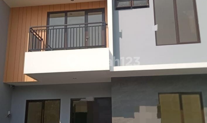 Rumah Baru, Bagus, Cluster di Cibubur SHM