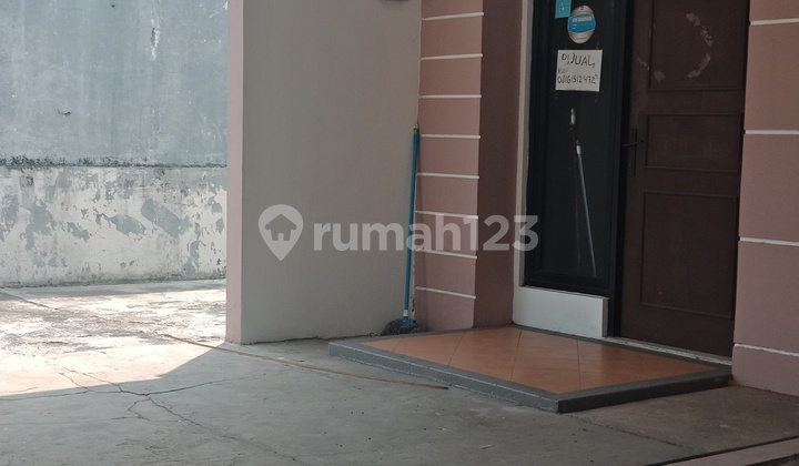 House Near Kota Harapan Indah, Close to Tarumajaya Toll Road Bekasi.