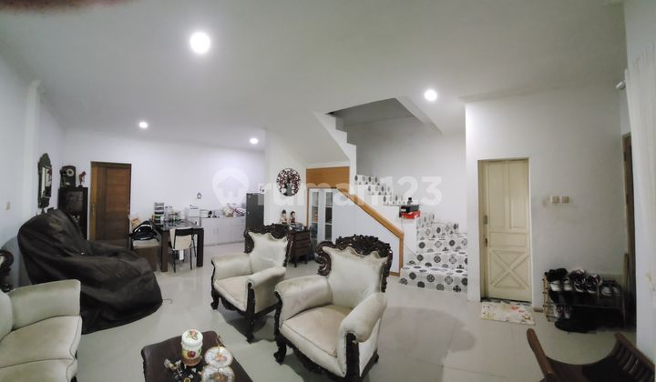 Comfortable Green Home with 24-Hour Security in Pondok Kelapa, East Jakarta 2