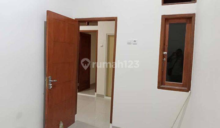 Rumah minimalis cantik dan modern  6