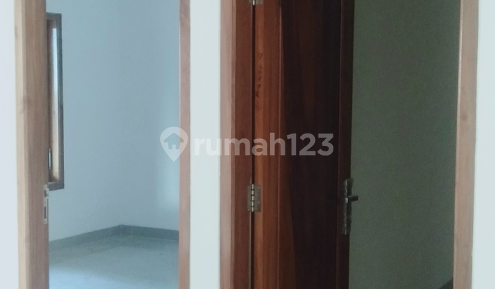 Rumah minimalis cantik dan modern  9