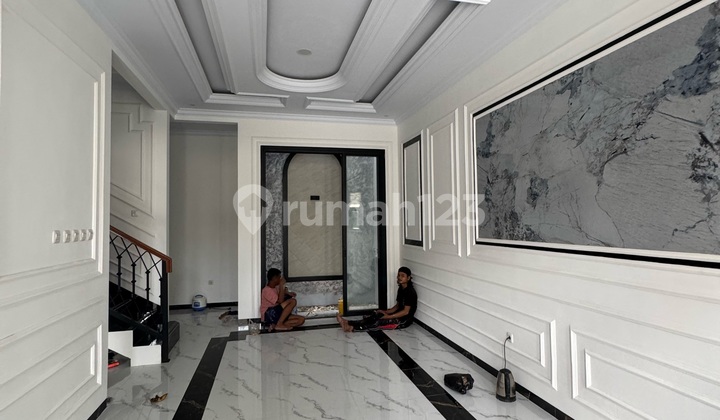 Rumh SHM Rapi Semi Furnish Siap Huni di Pancoran Mas Depok