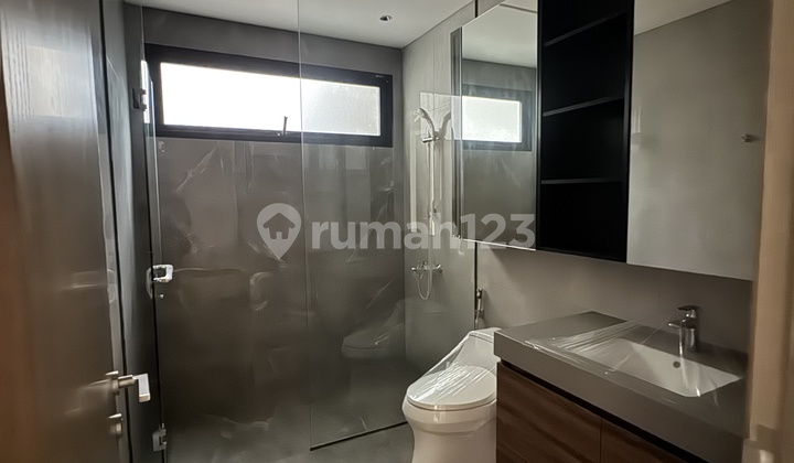 Last Stock of Large Corner House at Navapark Laurel 2