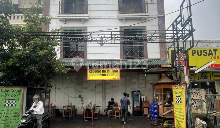 For Sale: 3.5-Story Shop House, 500 sqm Building, Strategic Location, Rempoa, South Tangerang. 2