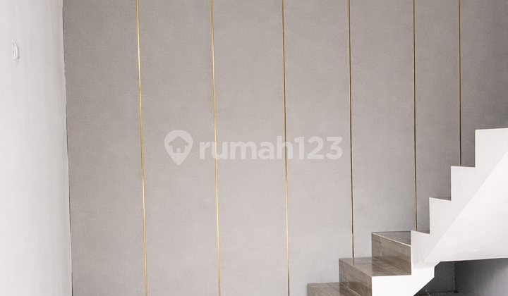 For Sale: 2-Story Shop House with SHM, Strategically Located in Sawangan, Depok 2