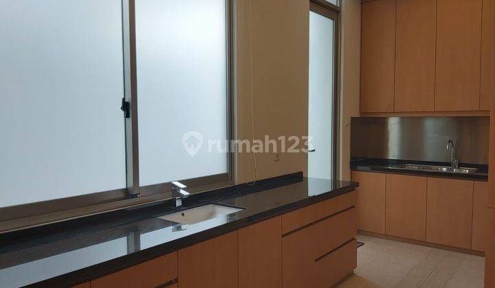 Dijual Rumah Townhouse di Residence 28 Jl Panjang Kebun Jeruk 6