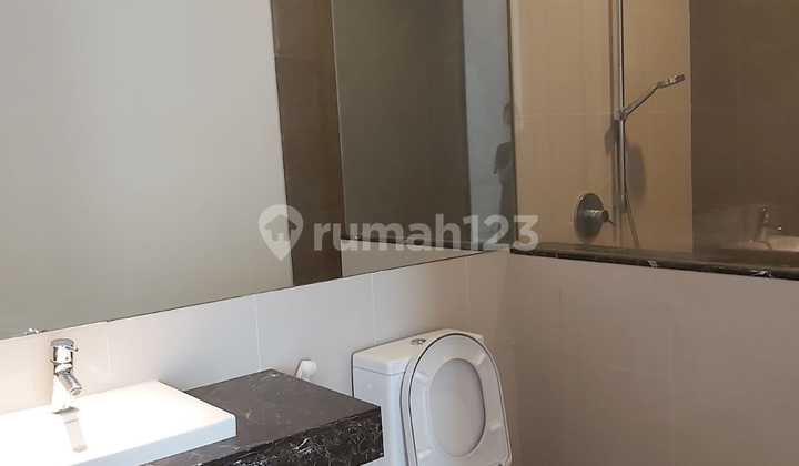 Dijual Rumah Townhouse di Residence 28 Jl Panjang Kebun Jeruk 16