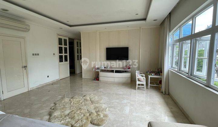 Rumah Crown Golf Pik Jakarta Utara Furnished 17
