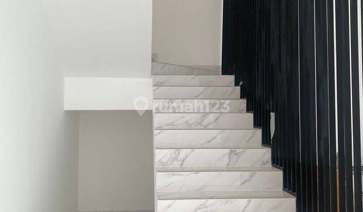 Rumah Brandnew Pluit Barat 3 Lantai Hadap Selatan 10