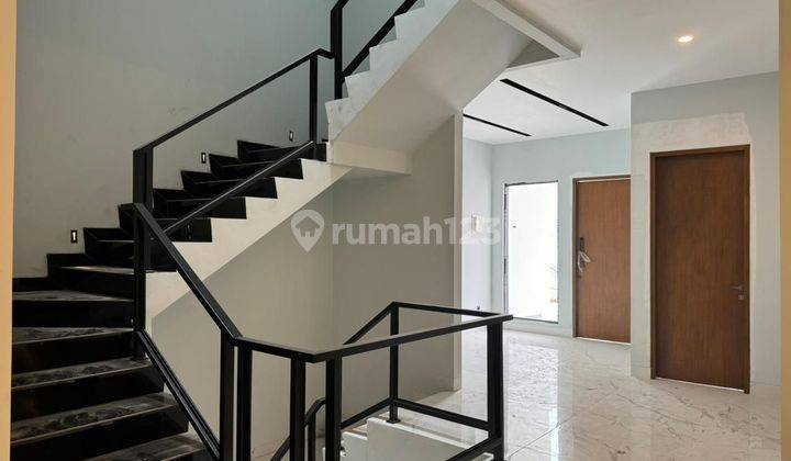 Rumah Pluit Brandnew 3,5 Lantai Siap Huni 2