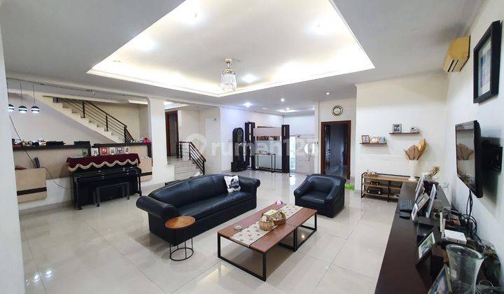 Rumah Mewah Pluit Timur 3,5Lt Hadap Timur Semi Furnish 1