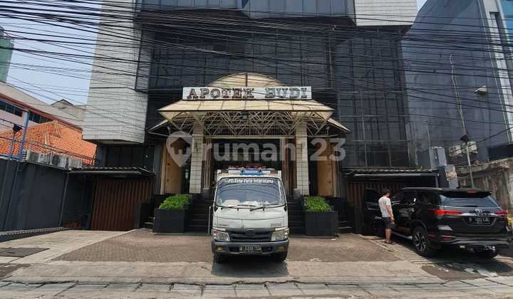 Gedung Kantor 6 Lantai Mangga Besar Siap Pakai Masih Bagus Gedung Kantor 6 Lantai Mangga Besar Siap Pakai Masih Bagus