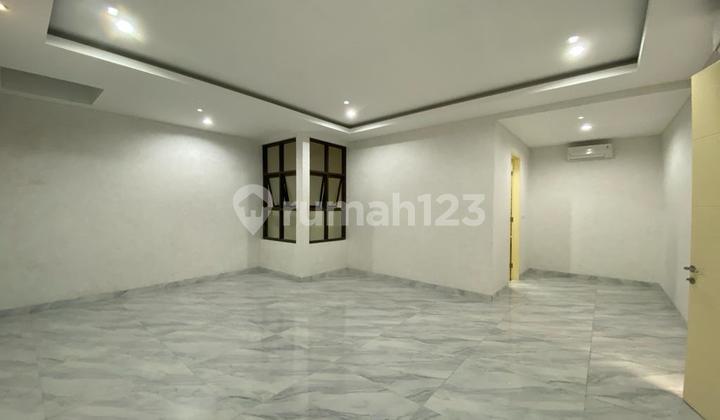 Rumah Brand New Pik Hadap Timur Bangunan Minimalis 2