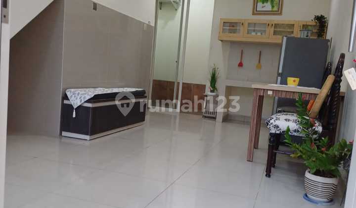 DIJUAL Rumah Minimalis PIK 1, SHM Rapih Siap Huni 