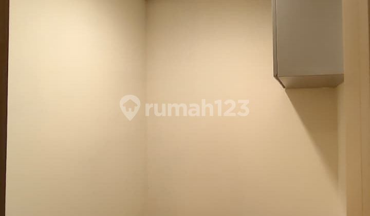 DIJUAL CEPAT!! Apartemen Gold Coast 2KT Tower Atlantic Furnished High zone View City 2