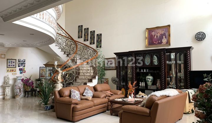 Rumah Mewah Pluit Putri 2 Lantai 360m2 Lokasi Dekat Mall 1