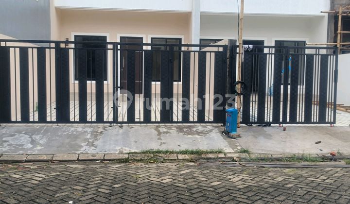 Dijual Rumah Modern  1