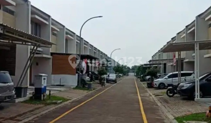 For Sale 2-Storey House 2