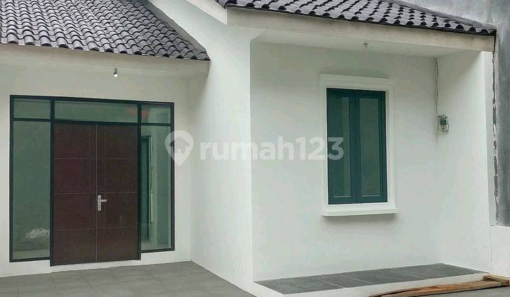 Rumah Bagus Shm Di Sariwangi Lingkungan Nyaman