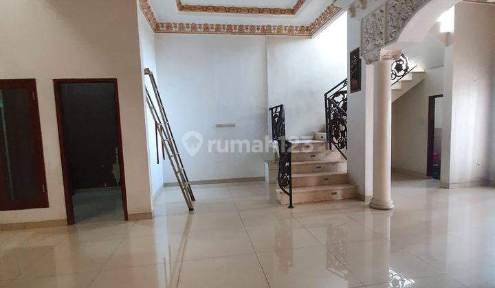 Rumah Modern Classic 2,5 Lantai Di Dukuh Bima 2