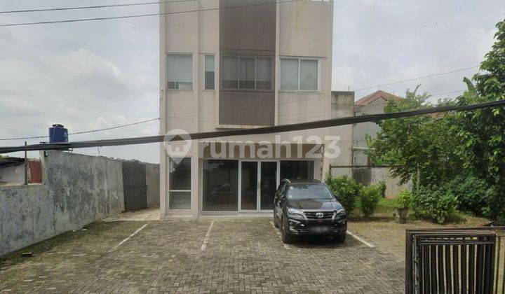 Strategic Affordable Business Space Office Building in East Jakarta Strategic Affordable Business Space Office Building in East Jakarta