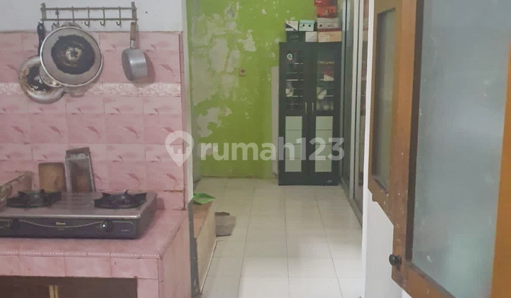 Hunian Furnished Harga Murah Palm Hills 2 Lantai 11