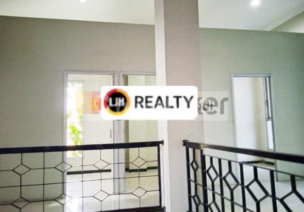 Shop house in Majapahit, Semarang 2