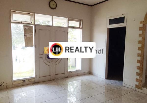 Rumah di Tirtoyoso Batas Semarang 1